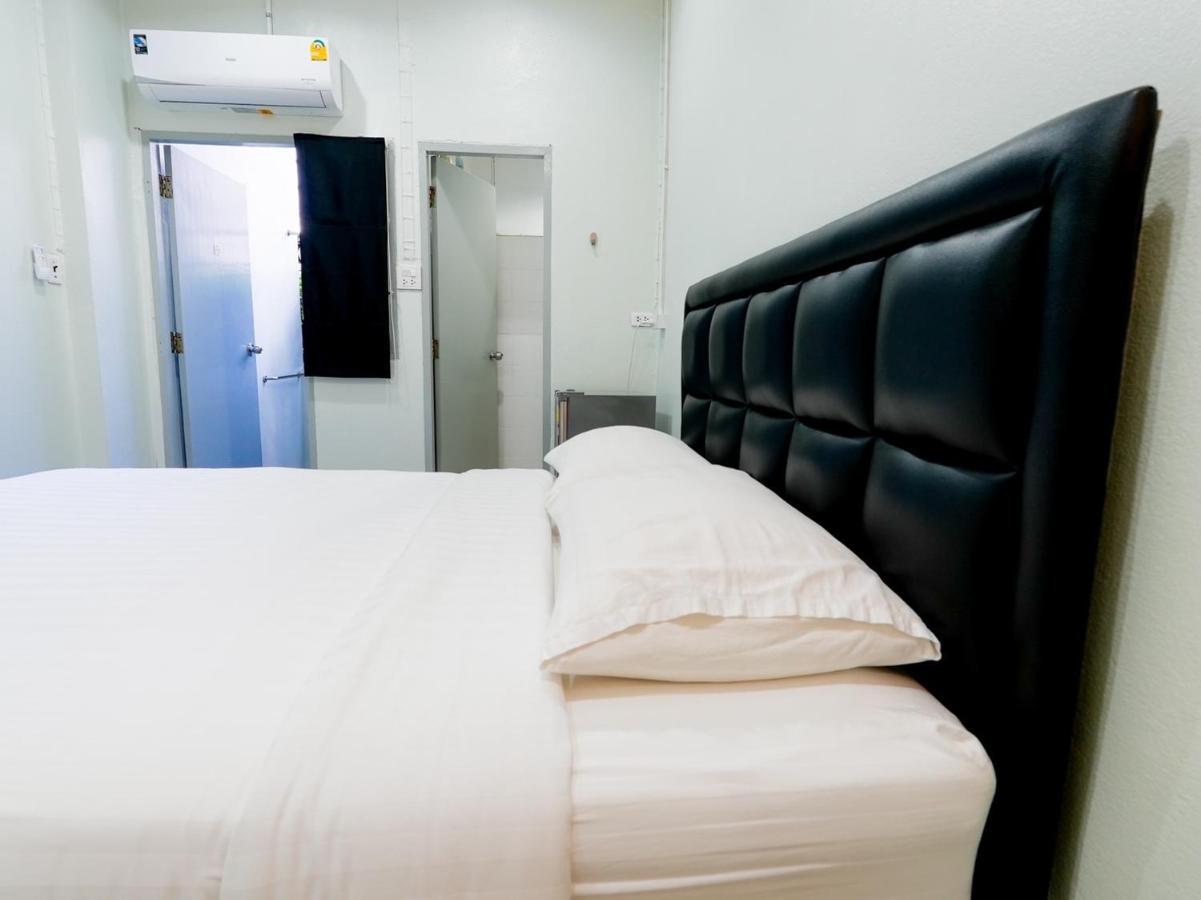 Suksomboon Residence Bangkok Zewnętrze zdjęcie